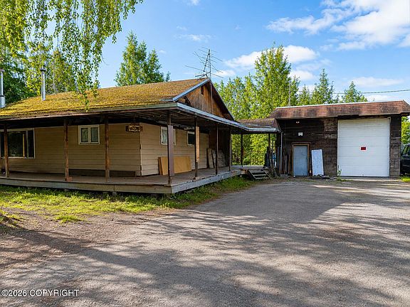 2nd image of 800 E 79th Ave