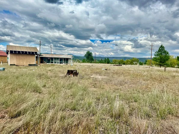 Xx Hooser, Luna, NM 87824