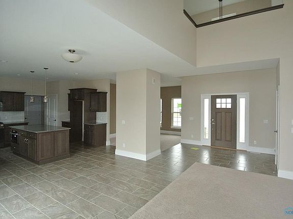 4th image of 210 Drakefield Ct