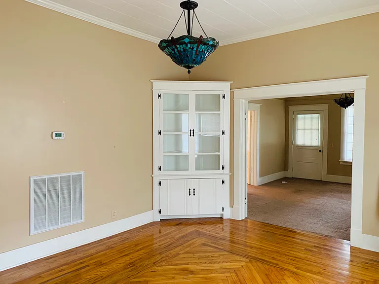 258 County Road 1101 — Photo 3