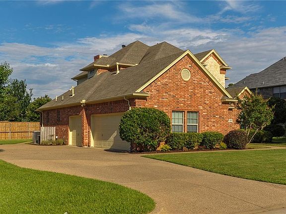 2nd image of 3424 E Hunter Bend Ct