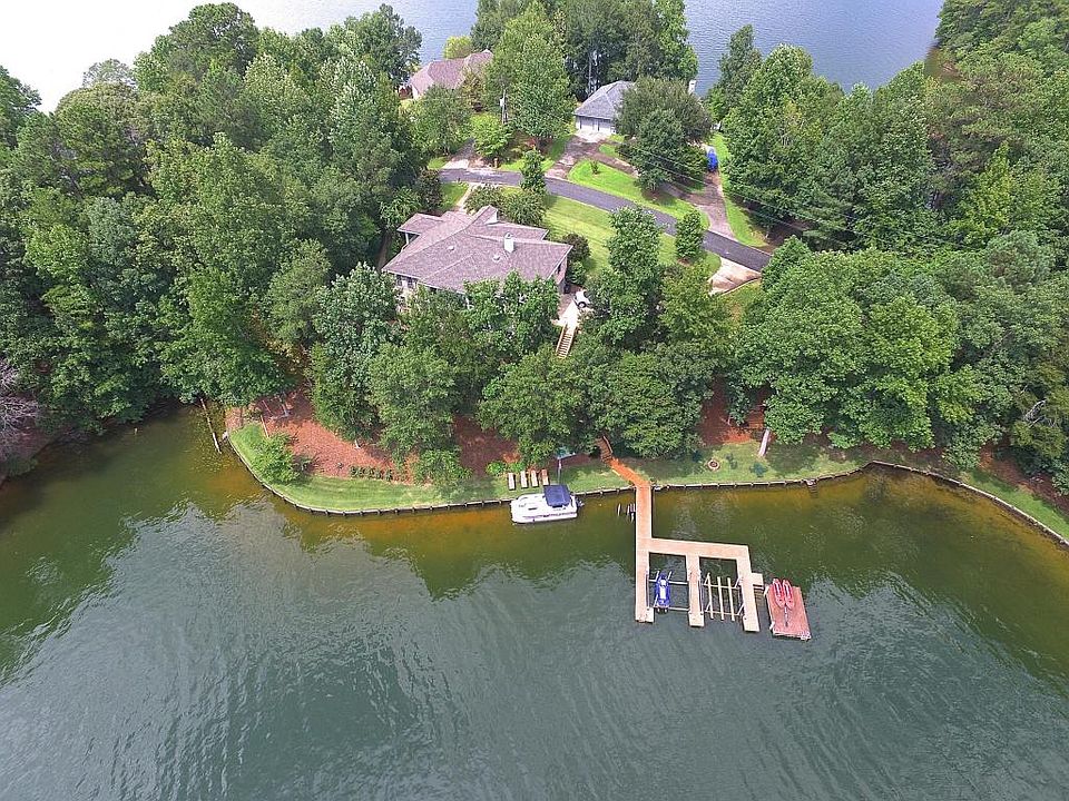 1st image of 463 Mountain Laurel Dr