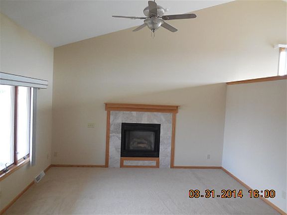 2nd image of 3704 Chesapeake Ave