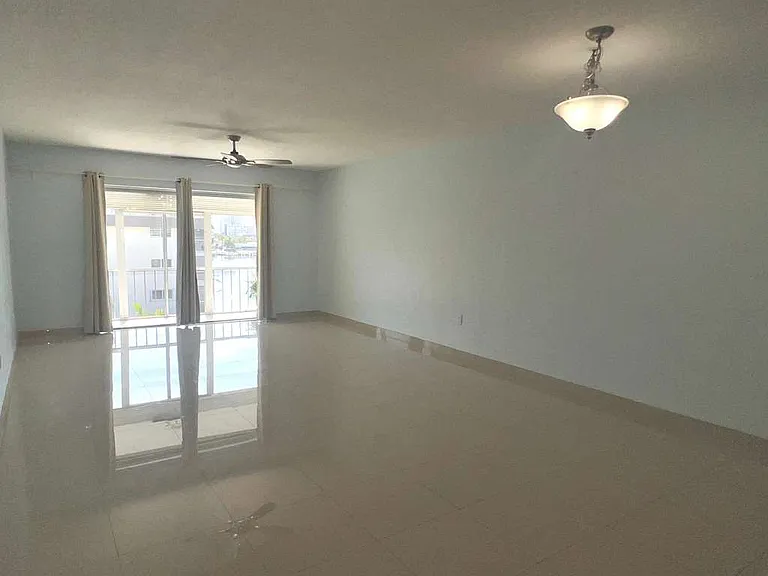 2200 Diana Dr #417 — Photo 7
