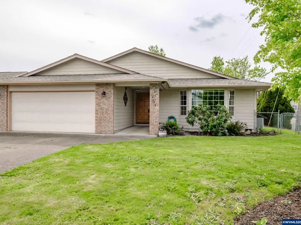 4993 Four Winds Dr N, Keizer, OR 97303