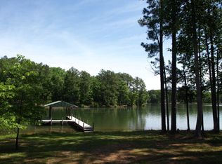 1928 Summerset Bay Dr, Newberry, SC 29332