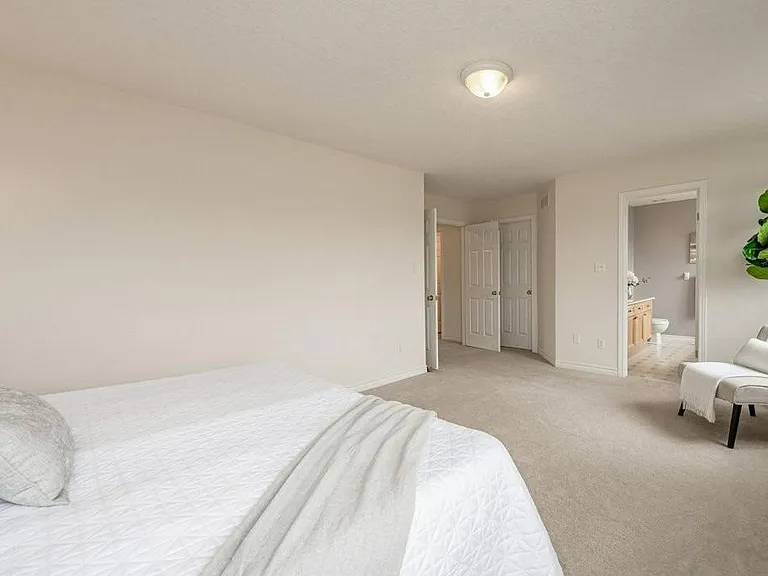 735 Karlsfeld Rd — Photo 17