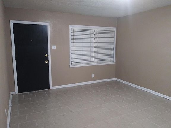 3rd image of 2245 Bella Vista Dr