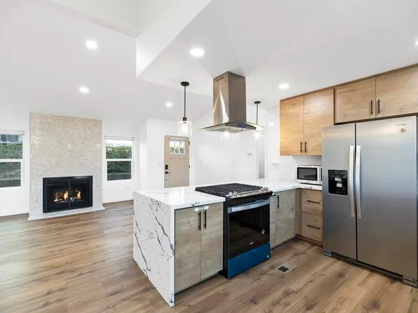 12694 Jackson Heights Dr, El Cajon, CA 92021