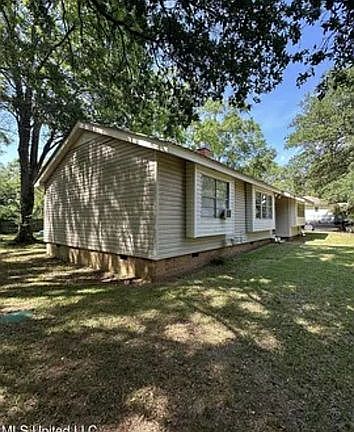 4th image of 100 Gulf Camp Rd