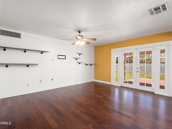 5th image of 2217 W Gardenia Drive