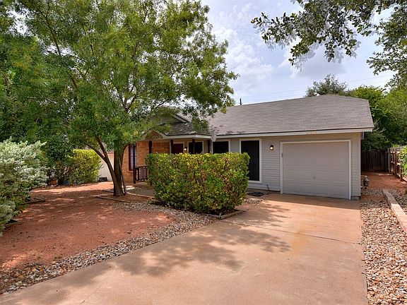 3rd image of 11934 Shropshire Blvd