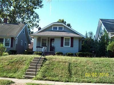 1st image of 130 Marlboro Pl