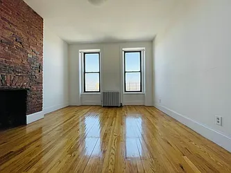 Rented by Level Group