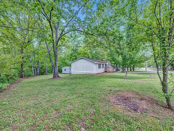 3rd image of 5686 Desoto Dr