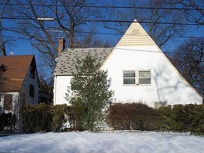 1st image of 207 Heywood Ave