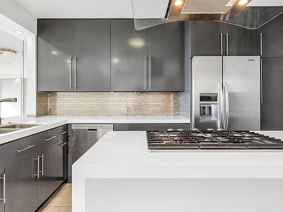 5th image of 8787 Shoreham Dr APT 206