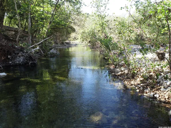5229 County Road 336, Sabinal, TX 78881