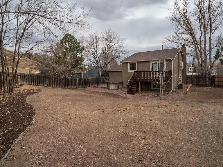 7244 White Buffalo Rd — Photo 31