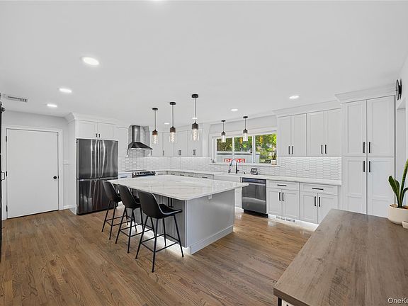 4th image of 69 Silver Spring Road