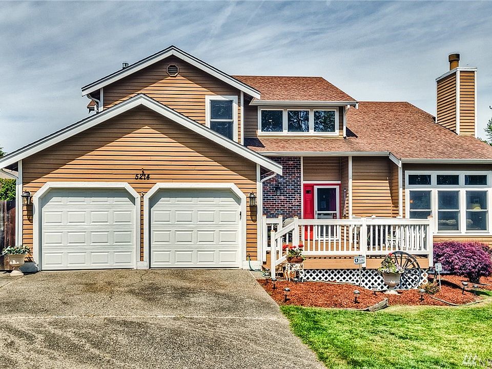 Beautifully remodeled 2 story home in the quiet neighborhood of Hillcrest West featuring 4 bedrooms and 2.5 baths. Lovely corner lot with a fully fenced back yard. Large, sunny front trex deck. Multi-level back deck with remote controlled awning. Outbuilding for your yard equipment and covered storage for fireplace wood. There is cedar siding and a composition roof. new garage doors and openers. You've got to see this home in person to appreciate all the improvements. It is immaculate and move-in ready.