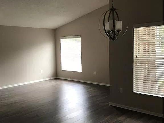 2nd image of 930 S Apopka Ave