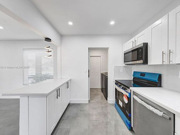 3rd image of 3210 N 72nd Way