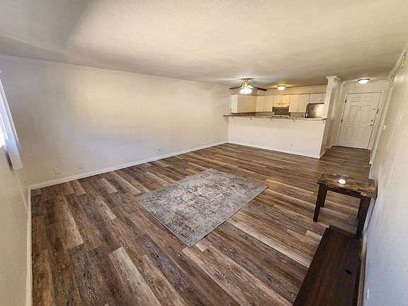 5th image of 14006 Vanowen St APT 203