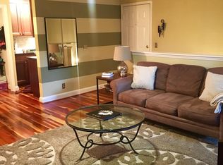 10723 Hampton Mill Ter APT 120, Rockville, MD 20852