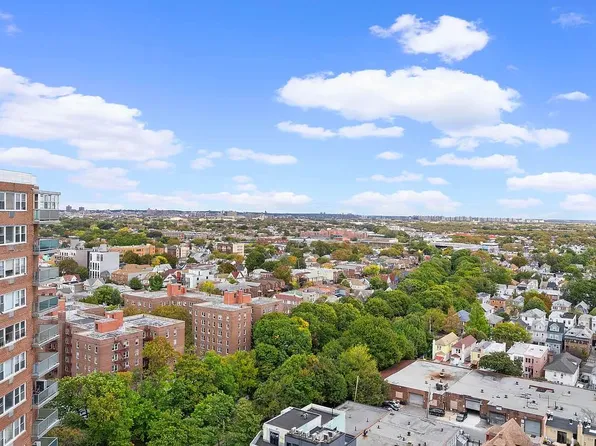 1655 Flatbush Avenue image 14 of 15