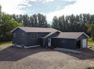 18416 230th Ave SW, Crookston, MN 56716