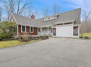 70 Reutemann Rd, North Stonington, CT 06359