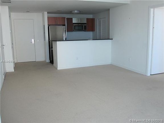 3rd image of 300 S Biscayne Blvd #19