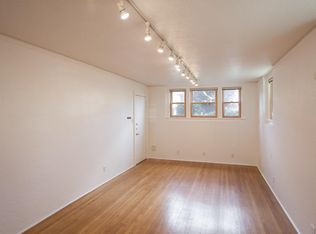 711 10th Ave E #B, Seattle, WA 98102