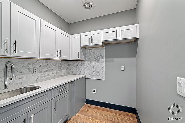 1st image of 2370 Pacific St #3C