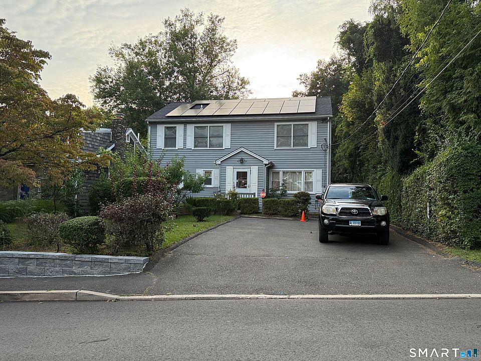 1st image of 93 Ridgewood Avenue