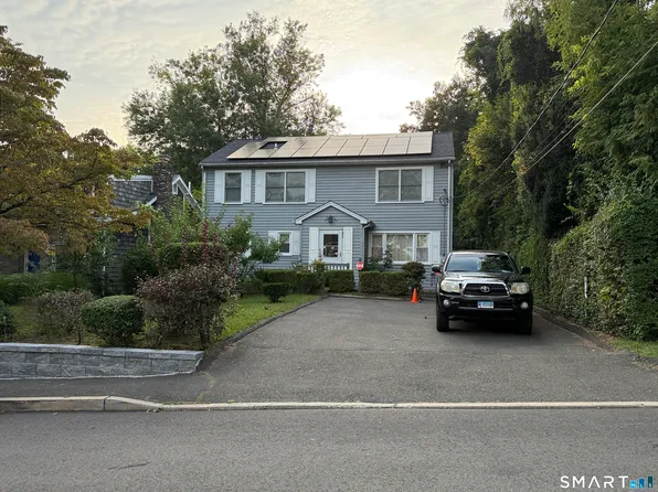 93 Ridgewood Avenue, Stamford, CT 06907