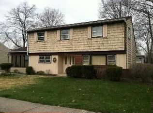 73 Bell Ave, Saddle Brook, NJ 07663