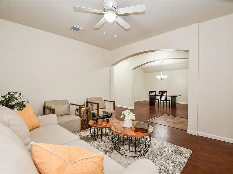 3207 Brook Arbor Ln — Photo 10