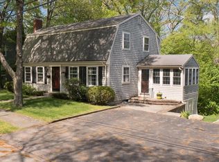 11 Patricia Dr, Milton, MA 02186