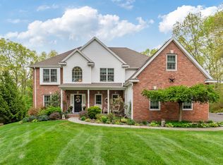 45 North Gate Road, Woodbury, CT 06798