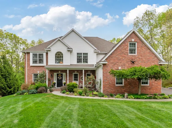 45 North Gate Road, Woodbury, CT 06798