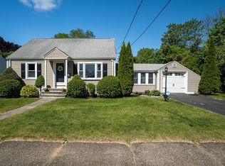 168 Winton St, Springfield, MA 01118