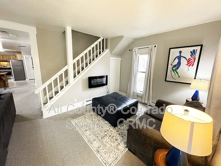 2126 W Kiowa St #101 — Photo 3