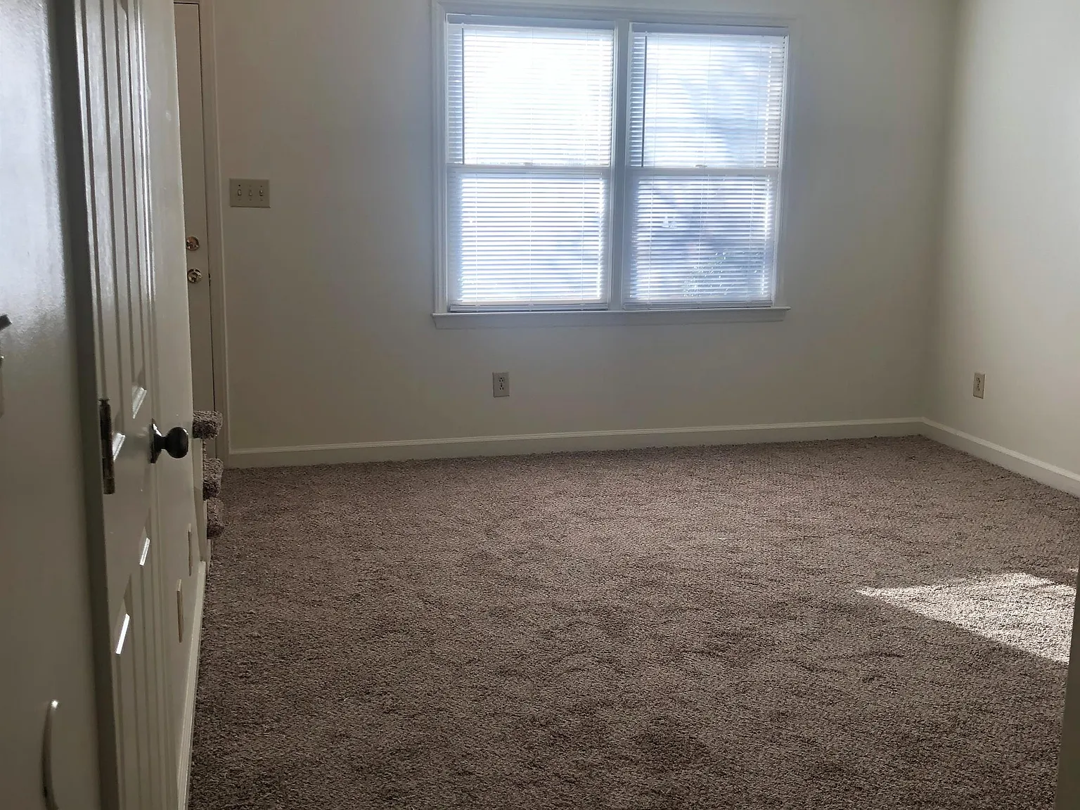 1109-8 Keswick Place - 1 — Photo 3