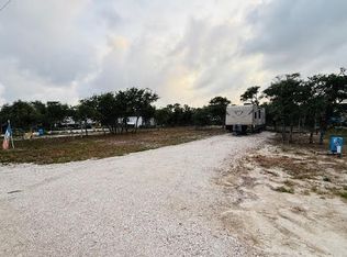 1403 Dallas St, Rockport, TX 78382