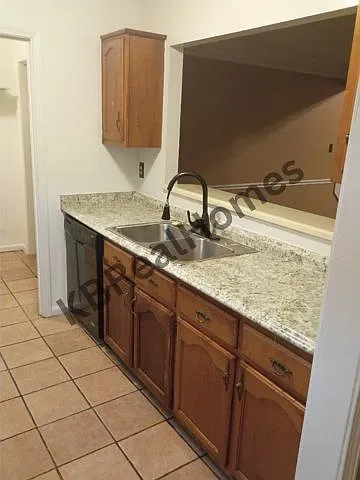 5791 Plum Valley Dr — Photo 2