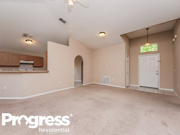 5th image of 11118 Laxton St