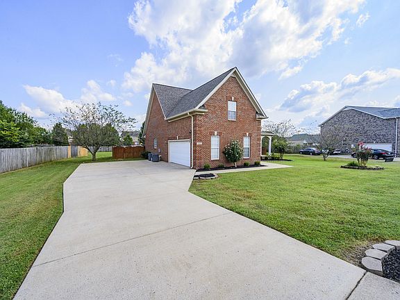 2nd image of 1909 Joben Dr