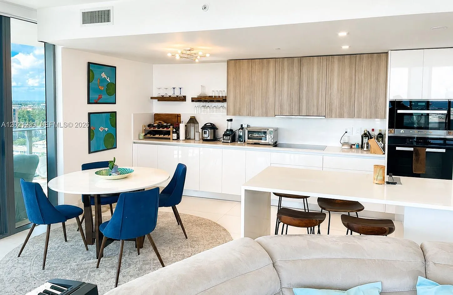Sabbia Beach Condo — Photo 2